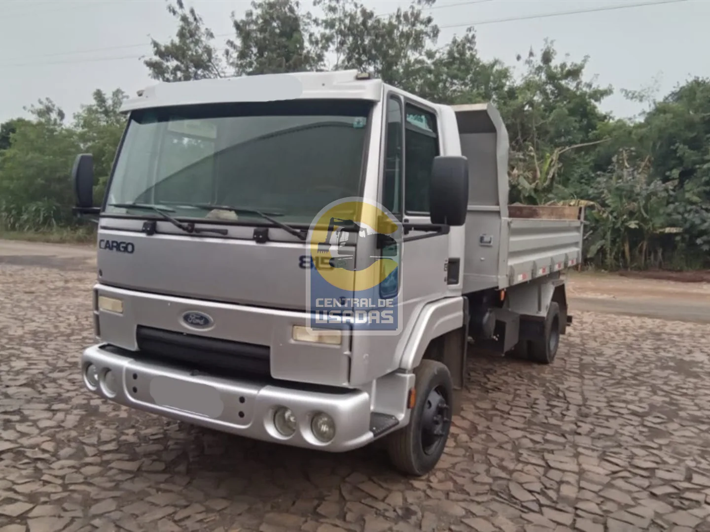 Ford Cargo 815E