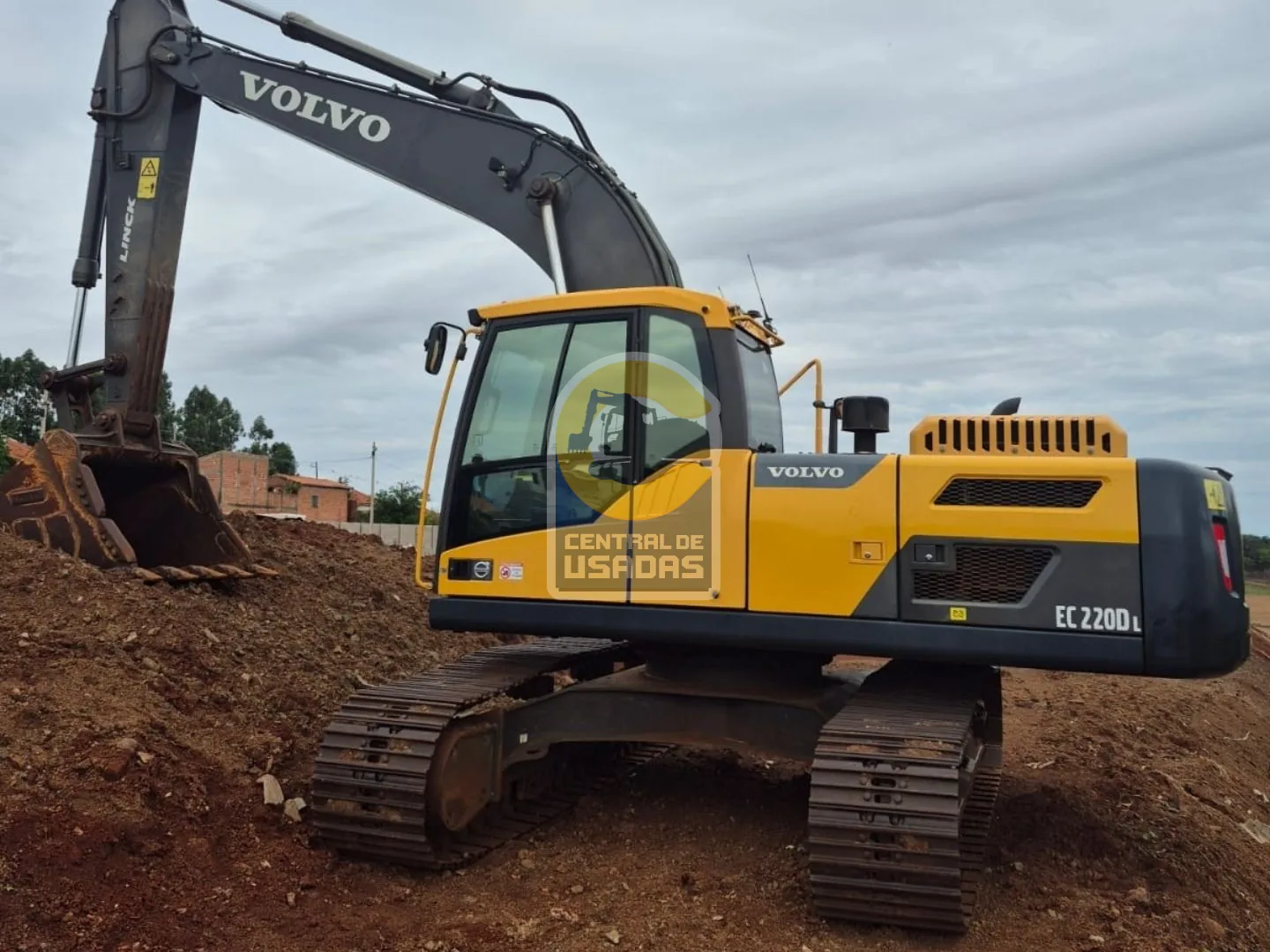 Volvo EC220DL
