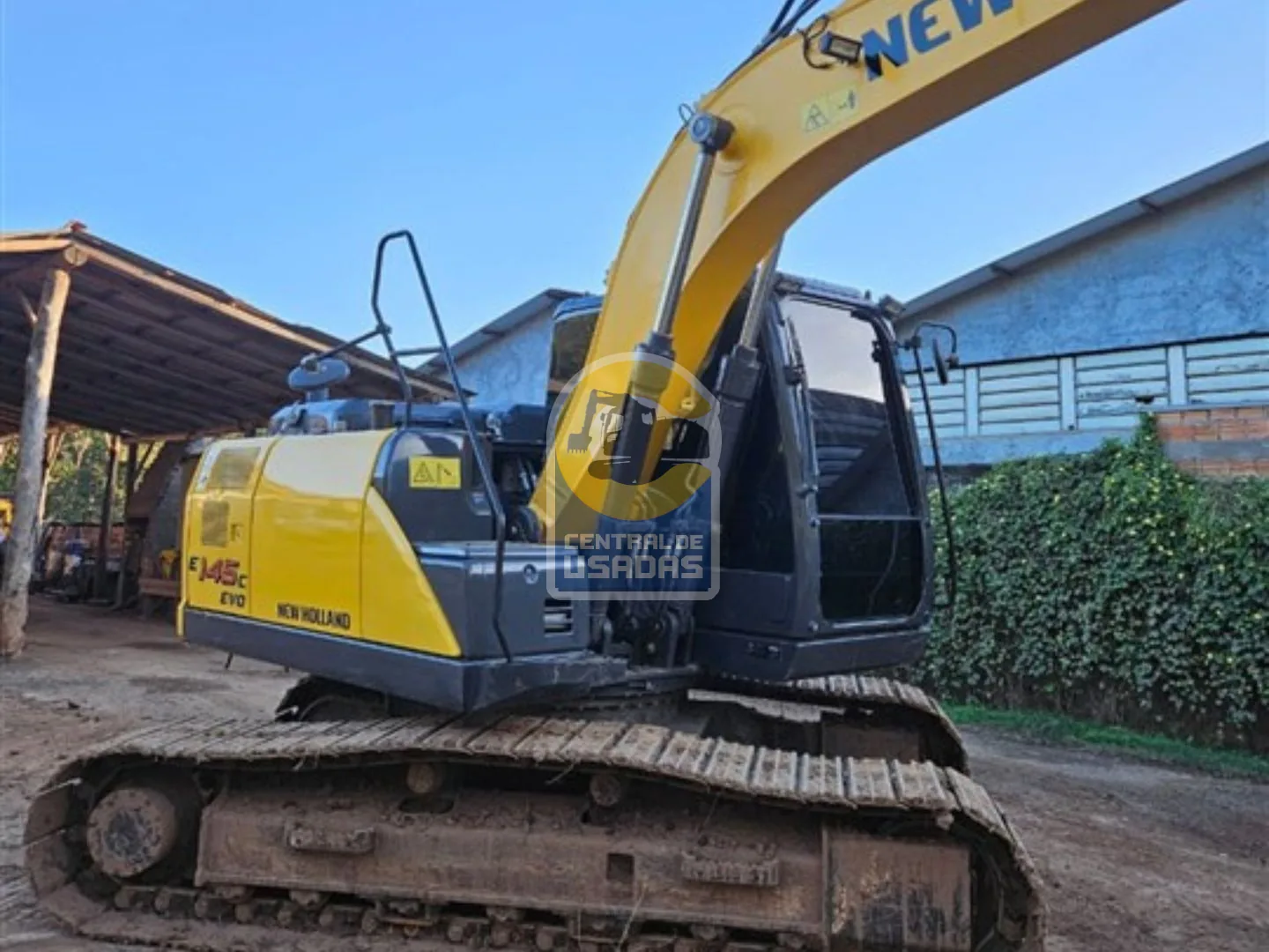 New Holland E145C
