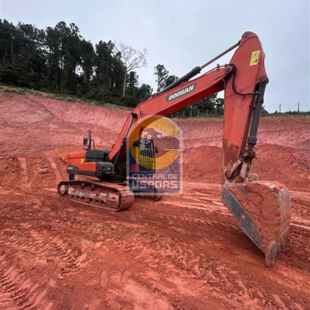 Doosan DX215 
