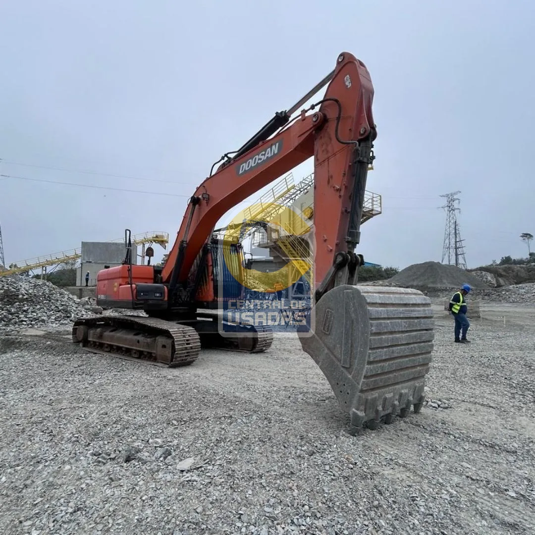 Doosan DX225LC