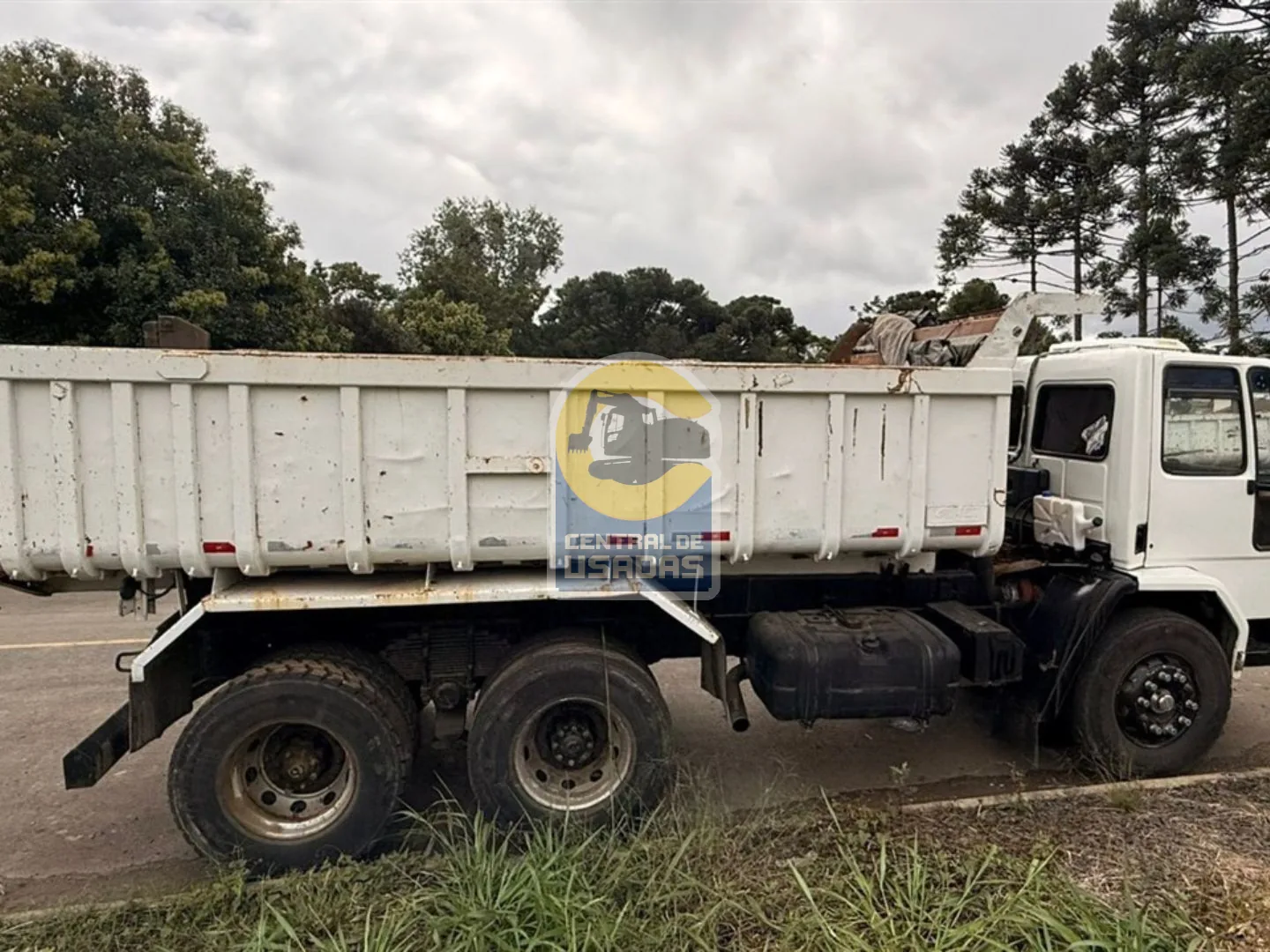 Caminhão Basculante Ford Cargo 2422