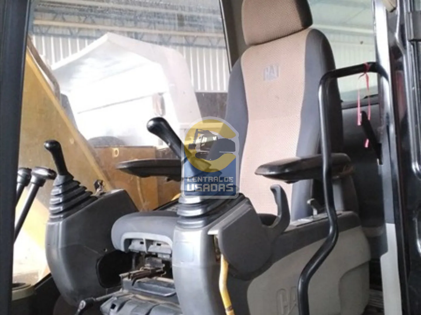 Caterpillar 313D2L