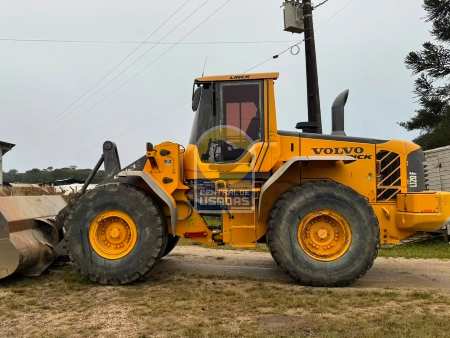 Volvo L120F 
