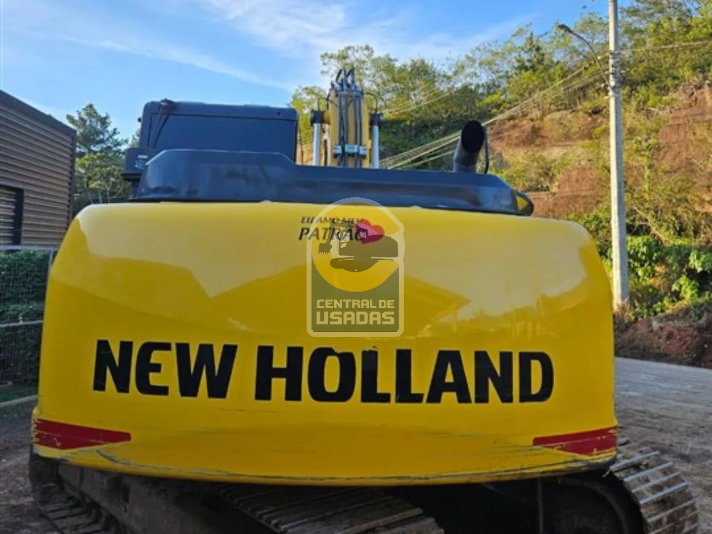New Holland E145C