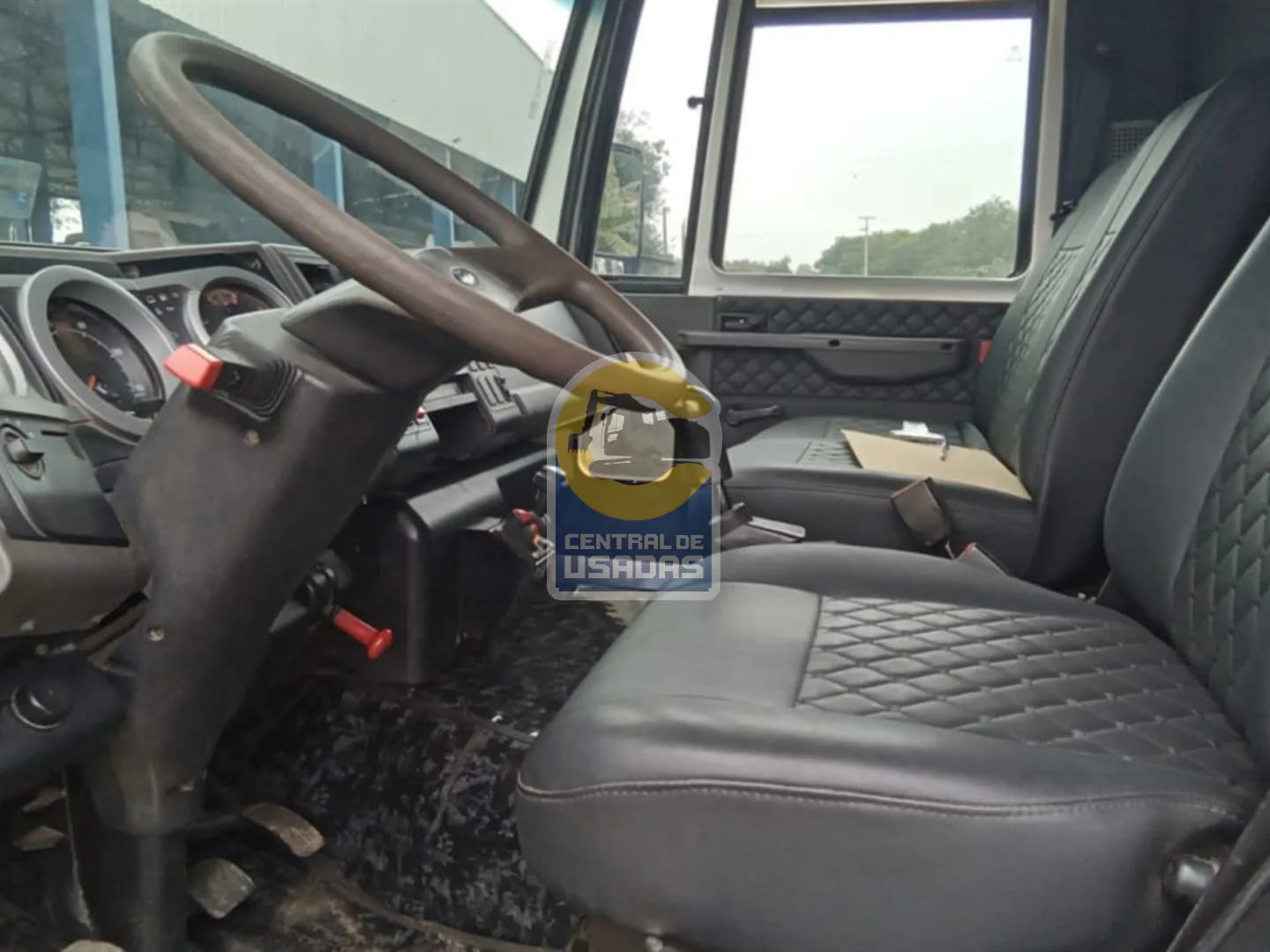 Ford Cargo 815E