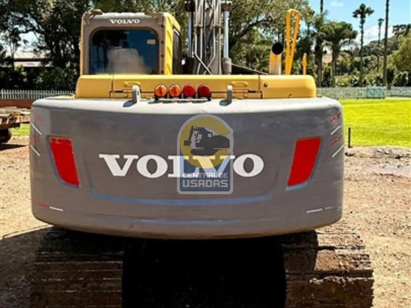 Escavadeira Volvo EC140BLC