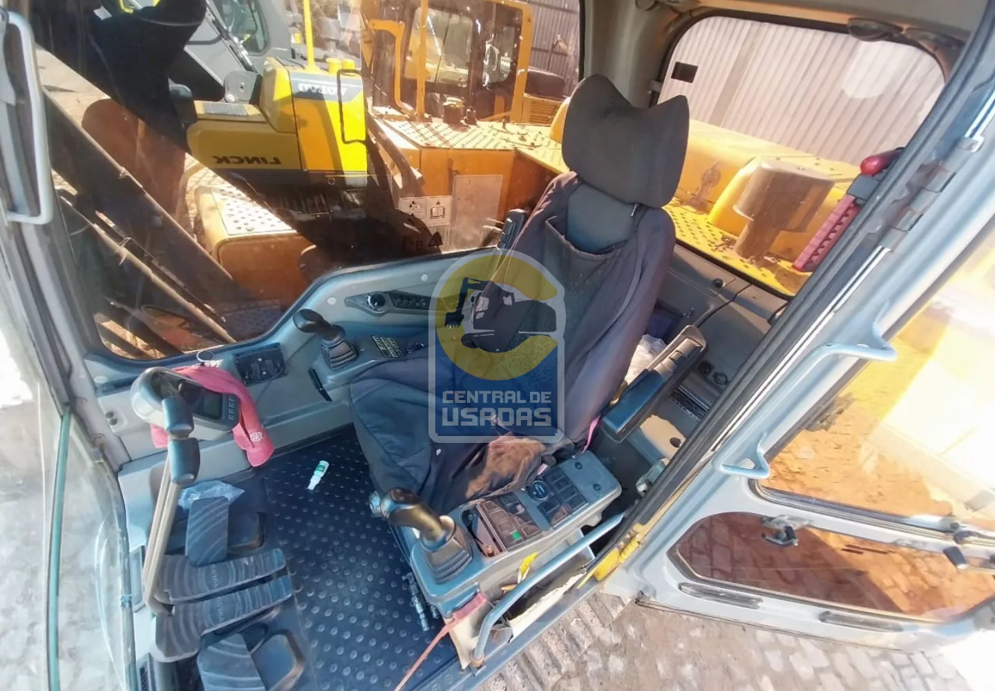 Volvo EC210BLC