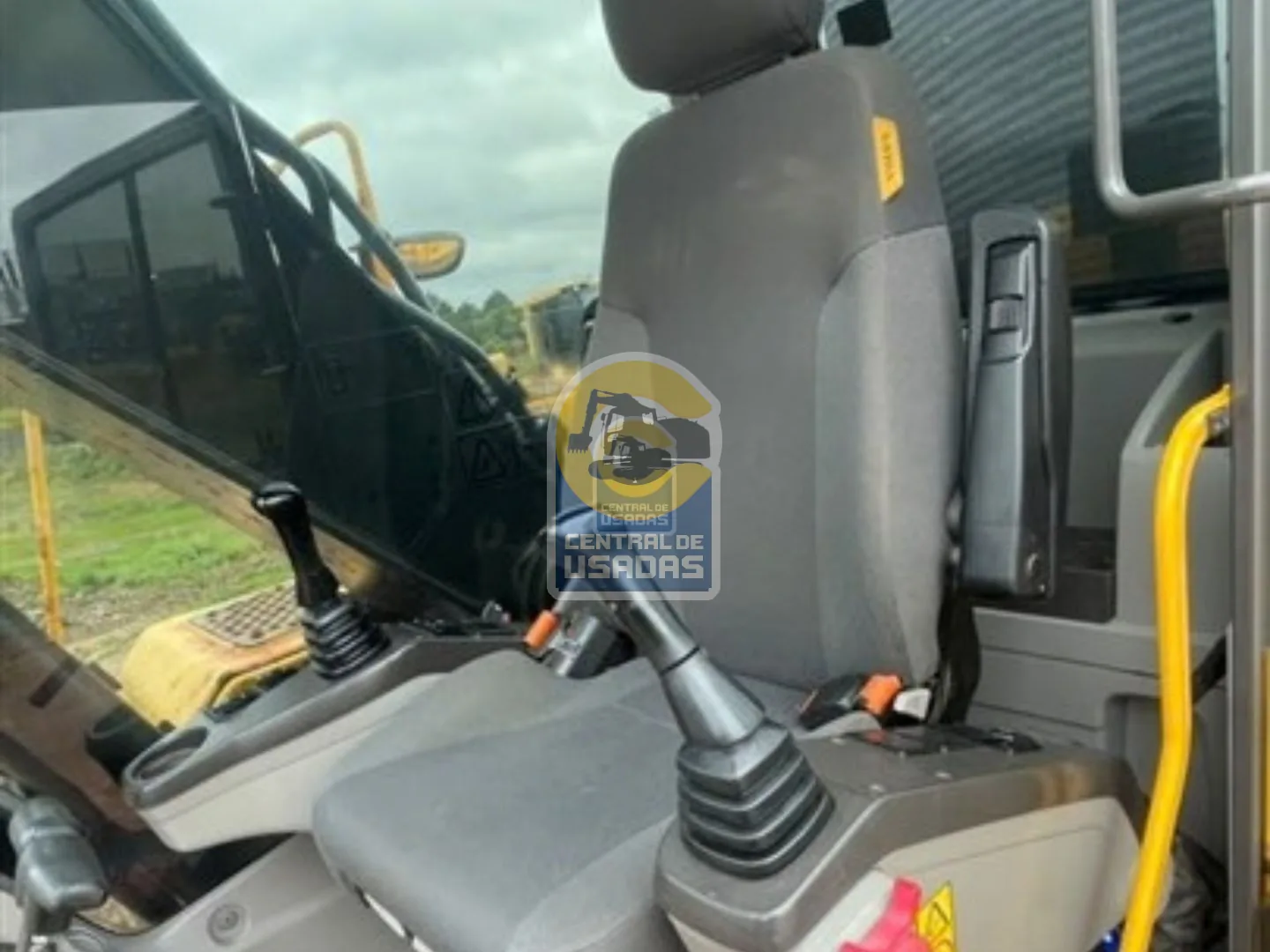 Volvo EC220DL